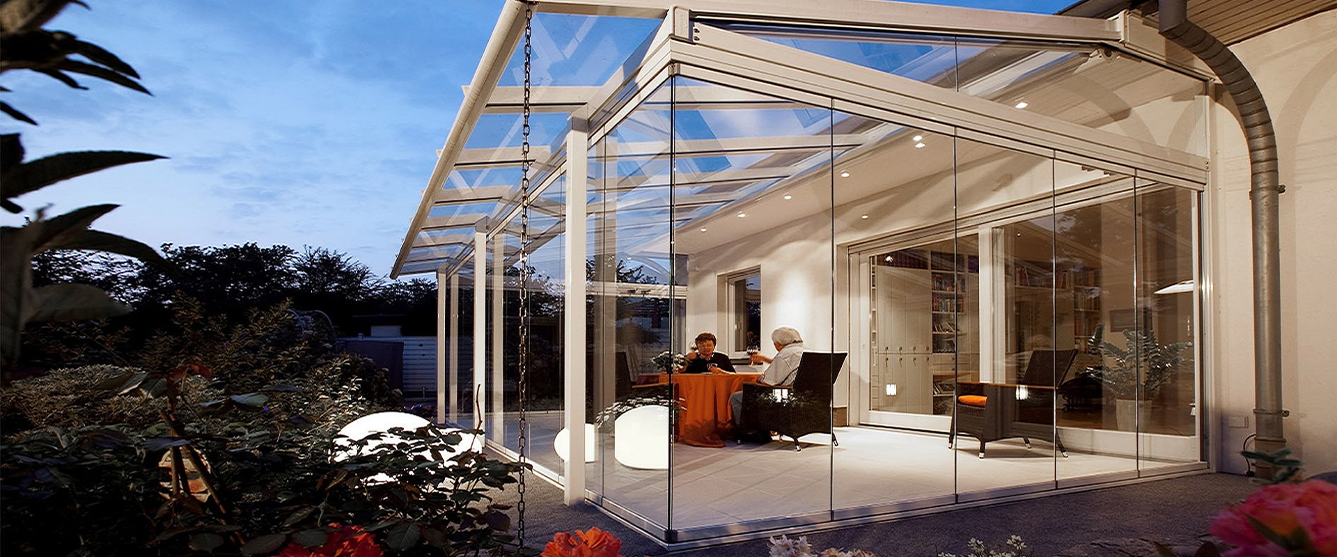 LUSSO CAM BALKON SİSTEMLERİ